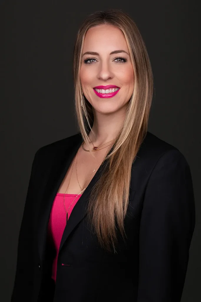 How To Choose A Headshot Style That Fits Your Industry 28 Matt Roberts Photography Professional Headshots