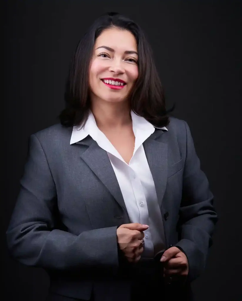 How To Choose A Headshot Style That Fits Your Industry 30 Matt Roberts Photography Professional Headshots